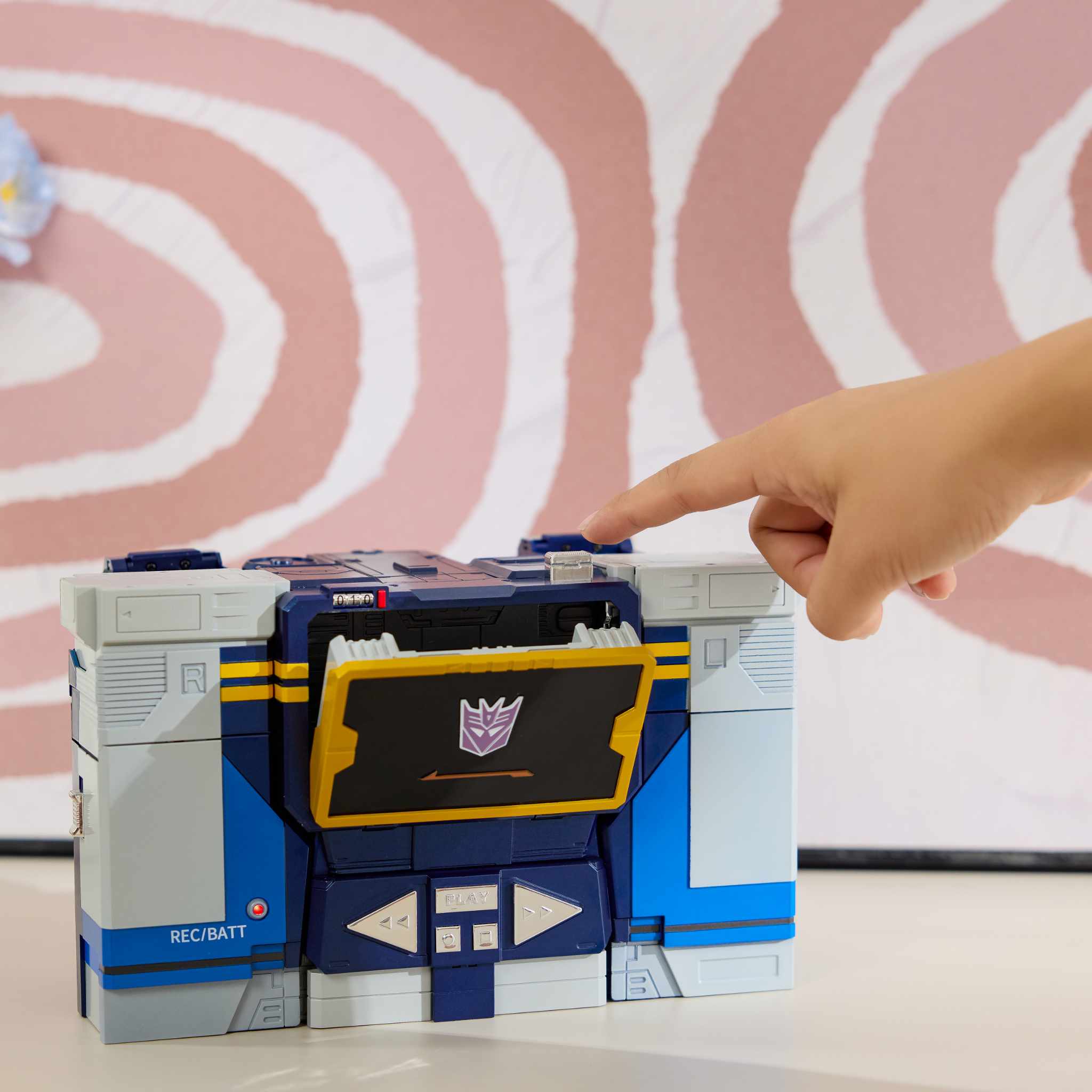 Robosen Soundwave G1 Flagship Robot Pre Order