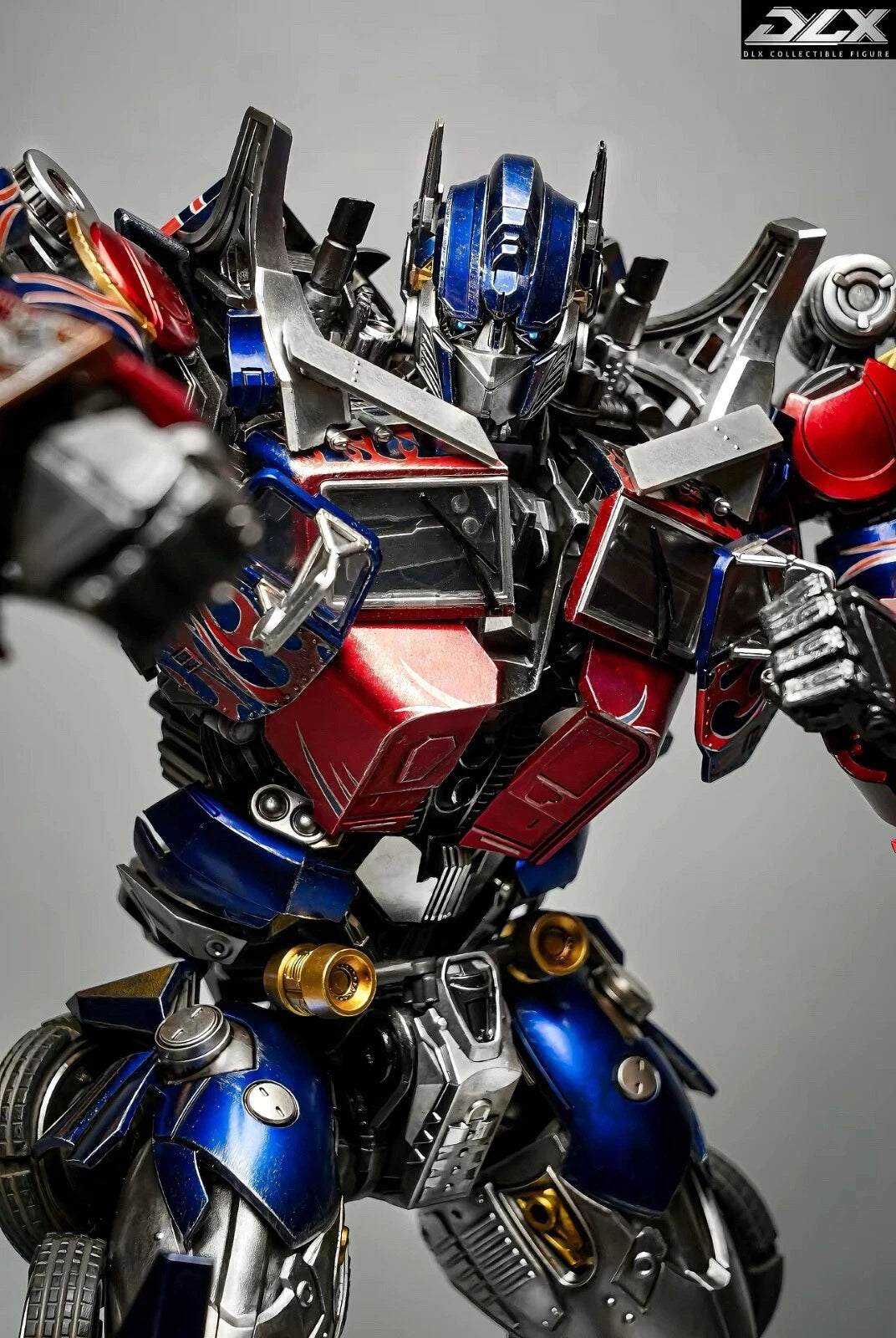 Transformers: Revenge Of The Fallen Dlx Action Figure 1/6 Optimus Prime 28 Cm