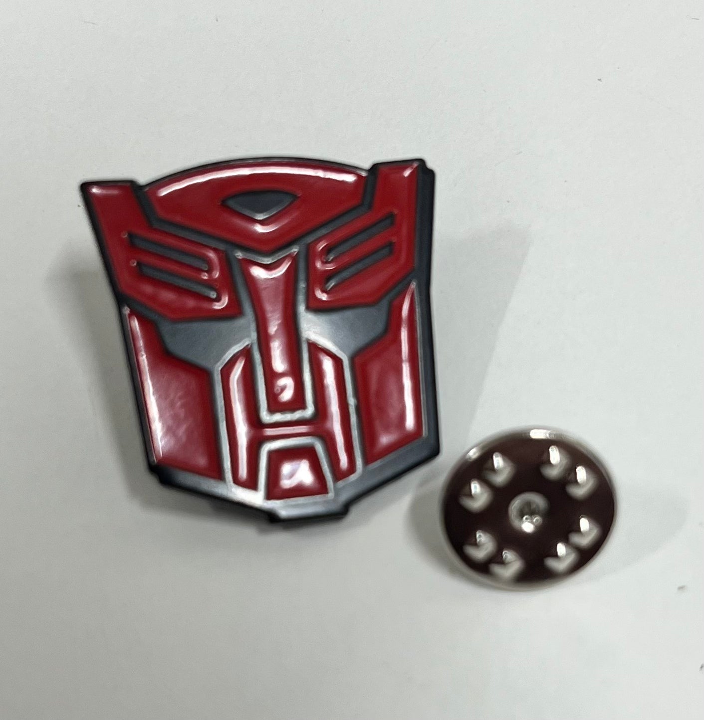 Transformers Core Pin Badge (Autobot)