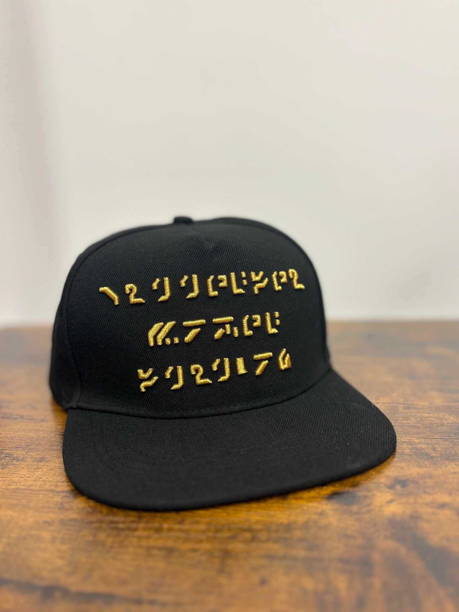 Murwalls Cybertronian Script Black/Gold Cap
