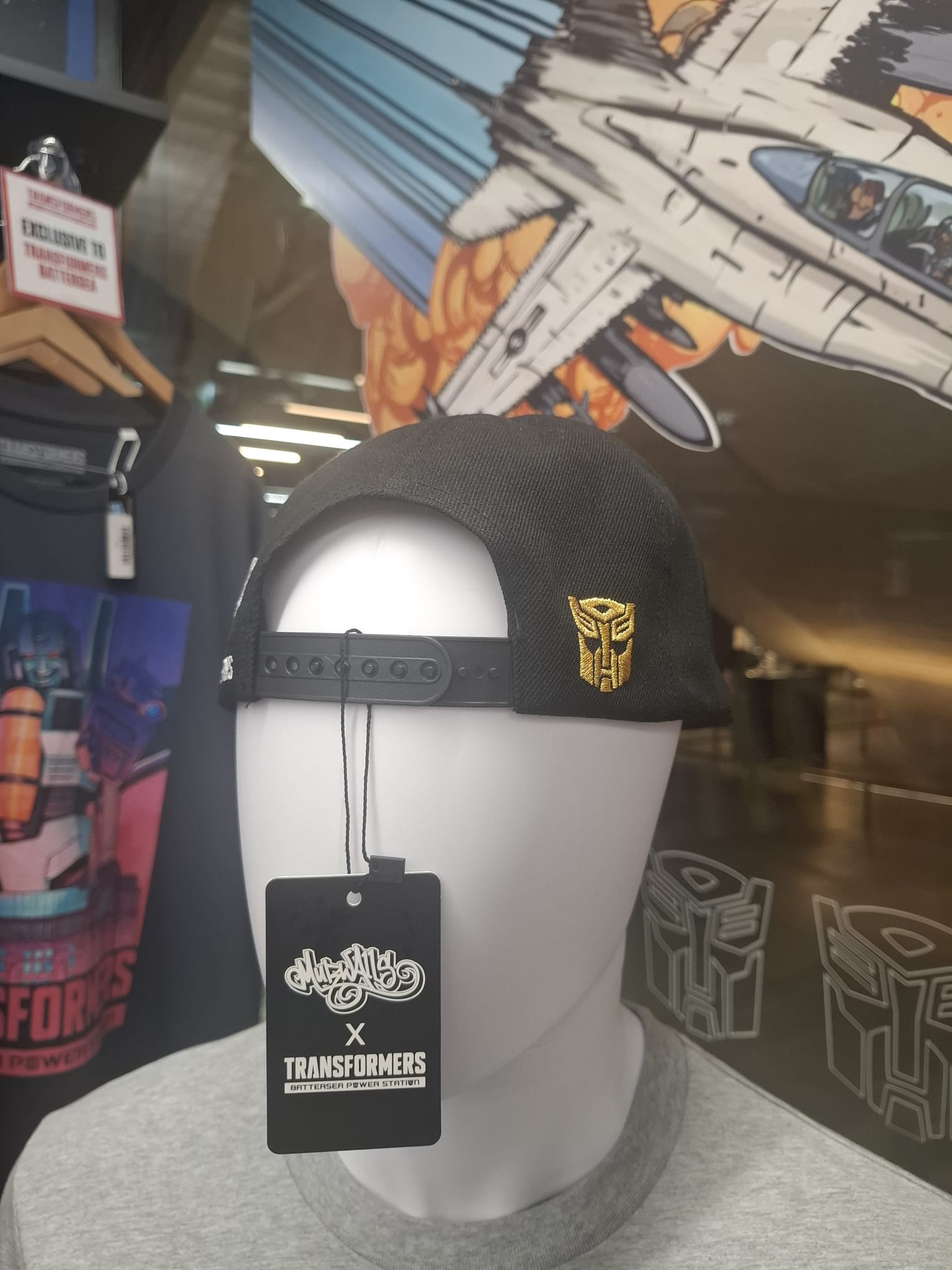 Murwalls Cybertronian Script Black/Gold Cap